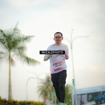Runner Photo 7871470