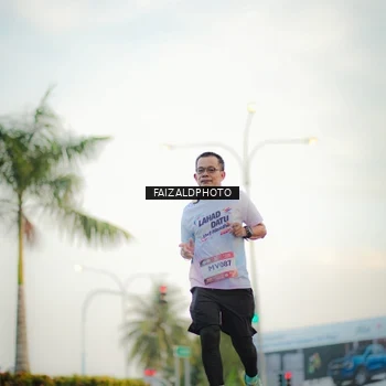 Runner Photo 7871472