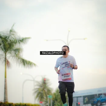 Runner Photo 7871475