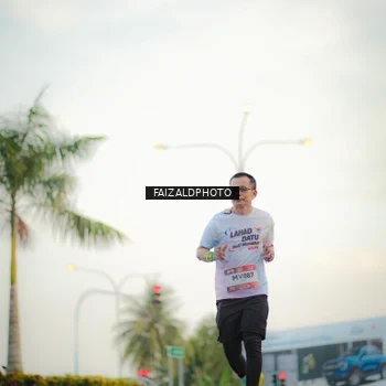 Runner Photo 7871480