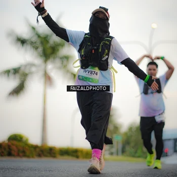Runner Photo 7871490