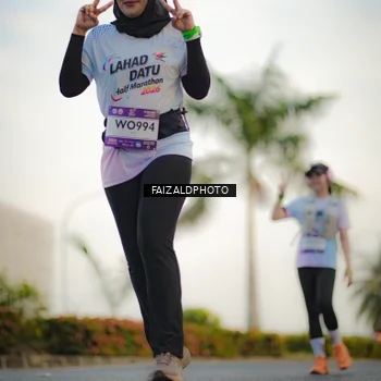 Runner Photo 7871505