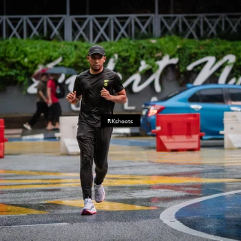 Runner Photo 7871536