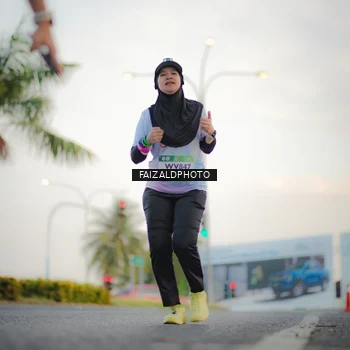 Runner Photo 7871549