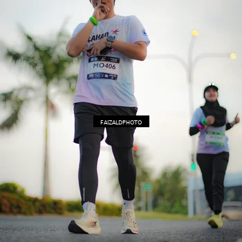 Runner Photo 7871561