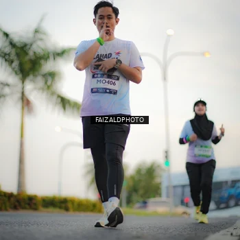 Runner Photo 7871585