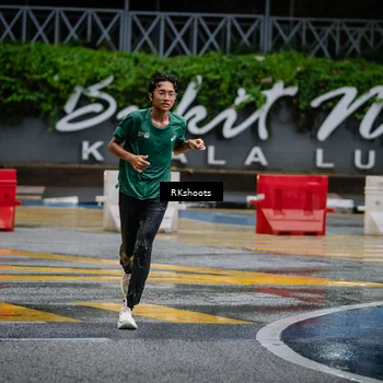 Runner Photo 7871602