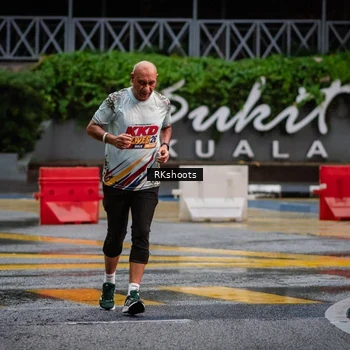 Runner Photo 7871658