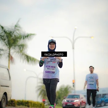Runner Photo 7871668