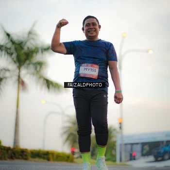 Runner Photo 7871688