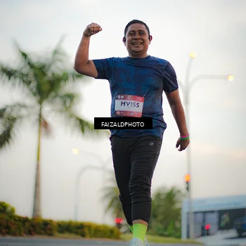 Runner Photo 7871692