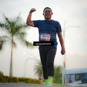 Runner Photo 7871697