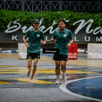 Runner Photo 7871698