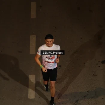 Runner Photo 7871703