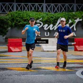 Runner Photo 7871746