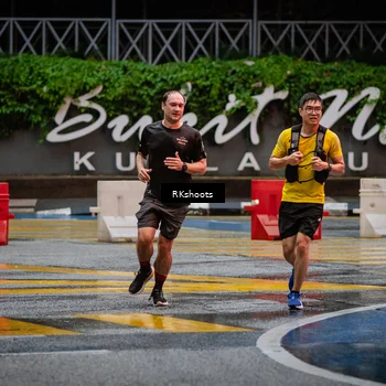 Runner Photo 7871875