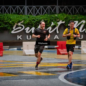 Runner Photo 7871877