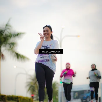 Runner Photo 7871916