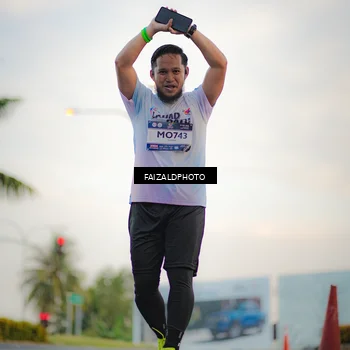 Runner Photo 7871931