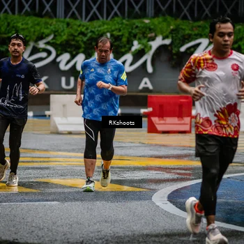 Runner Photo 7871937