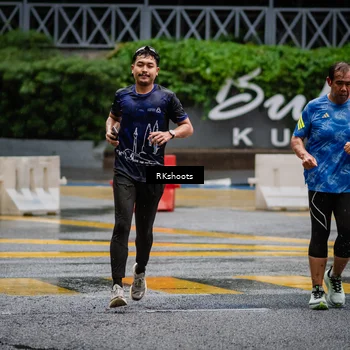 Runner Photo 7871946