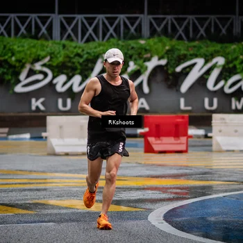 Runner Photo 7871976