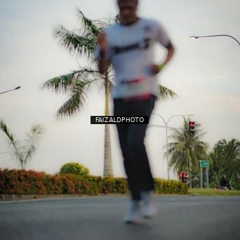 Runner Photo 7872011