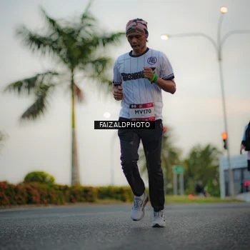 Runner Photo 7872027