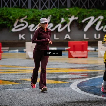 Runner Photo 7872037