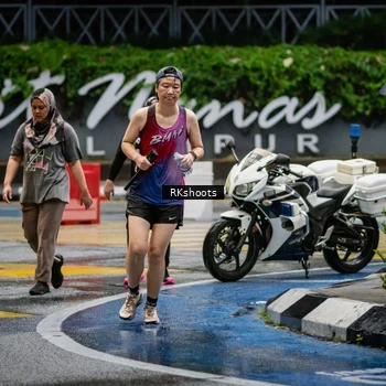 Runner Photo 7872040