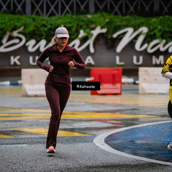 Runner Photo 7872042