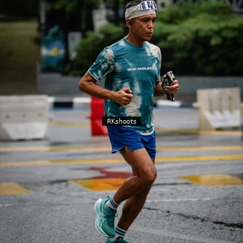 Runner Photo 7872069