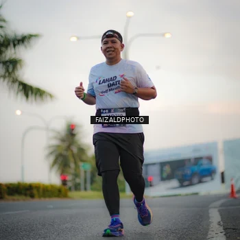 Runner Photo 7872074