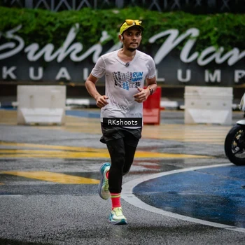 Runner Photo 7872077