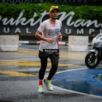 Runner Photo 7872081