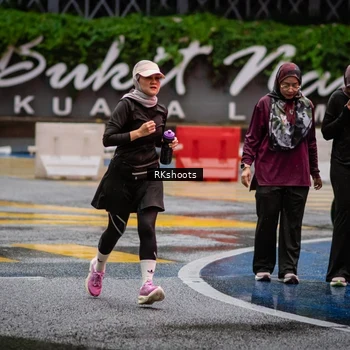 Runner Photo 7872094
