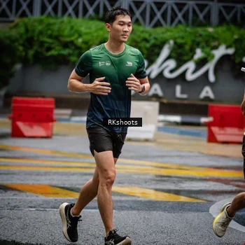Runner Photo 7872096