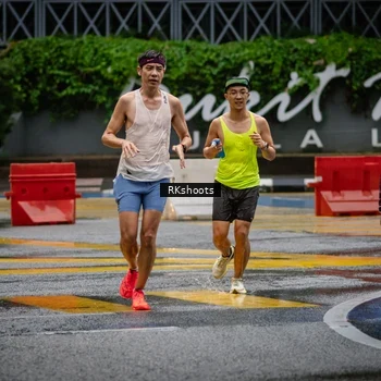 Runner Photo 7872098