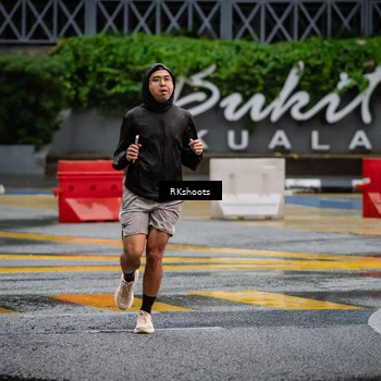 Runner Photo 7872115