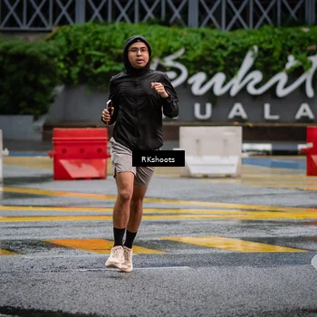 Runner Photo 7872116