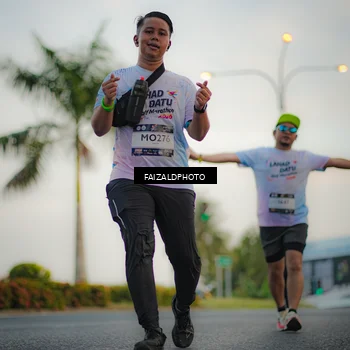Runner Photo 7872137