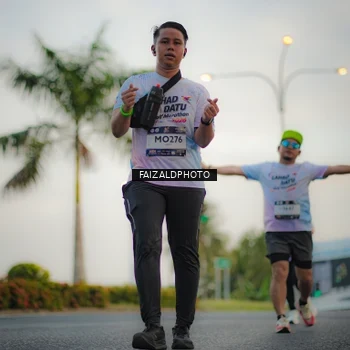 Runner Photo 7872162