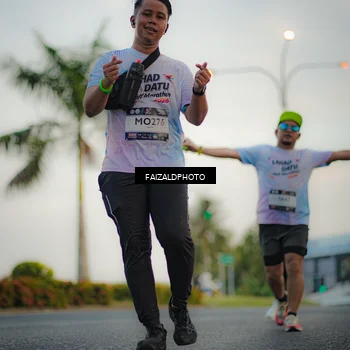 Runner Photo 7872175