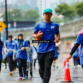 Runner Photo 7872250