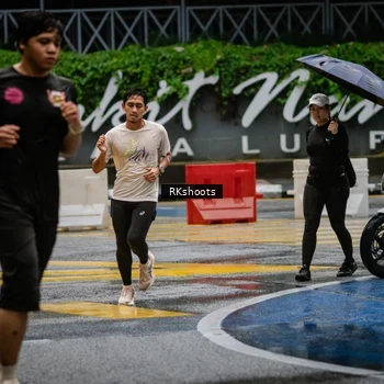 Runner Photo 7872264