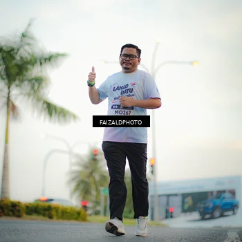 Runner Photo 7872296