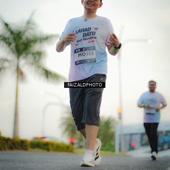 Runner Photo 7872338
