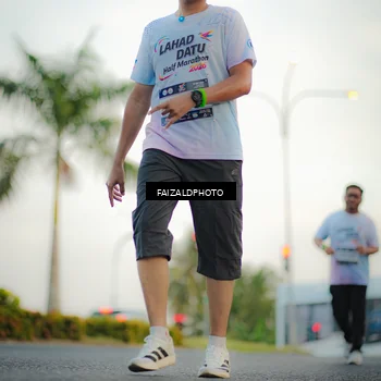 Runner Photo 7872343