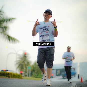 Runner Photo 7872362