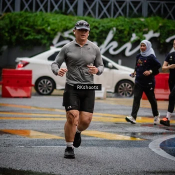 Runner Photo 7872387